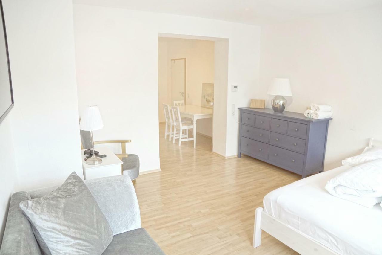 F10 Apartments أولم المظهر الخارجي الصورة