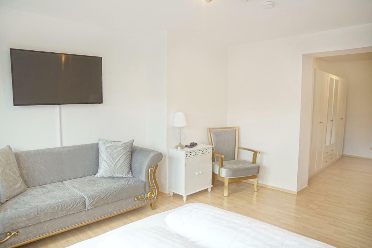 F10 Apartments أولم المظهر الخارجي الصورة