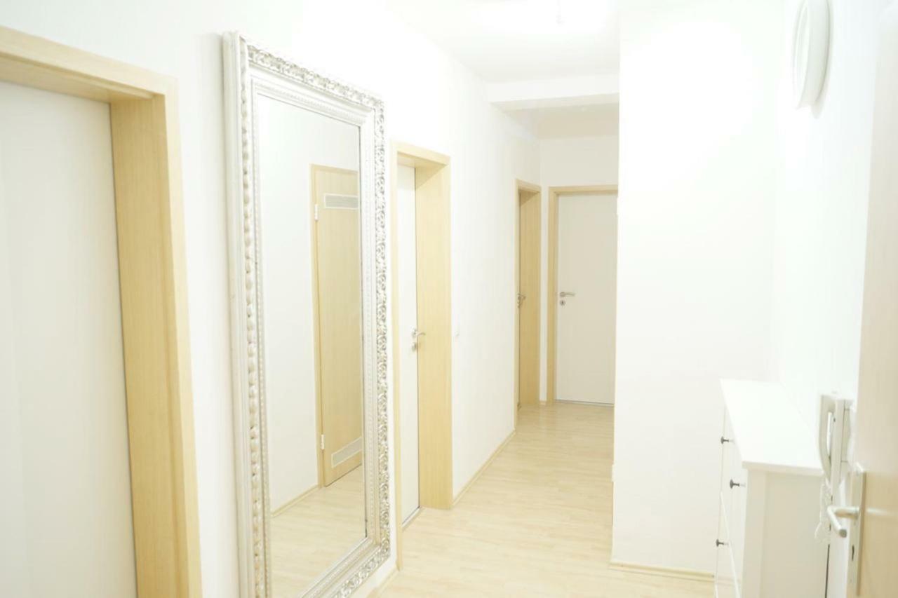 F10 Apartments أولم المظهر الخارجي الصورة